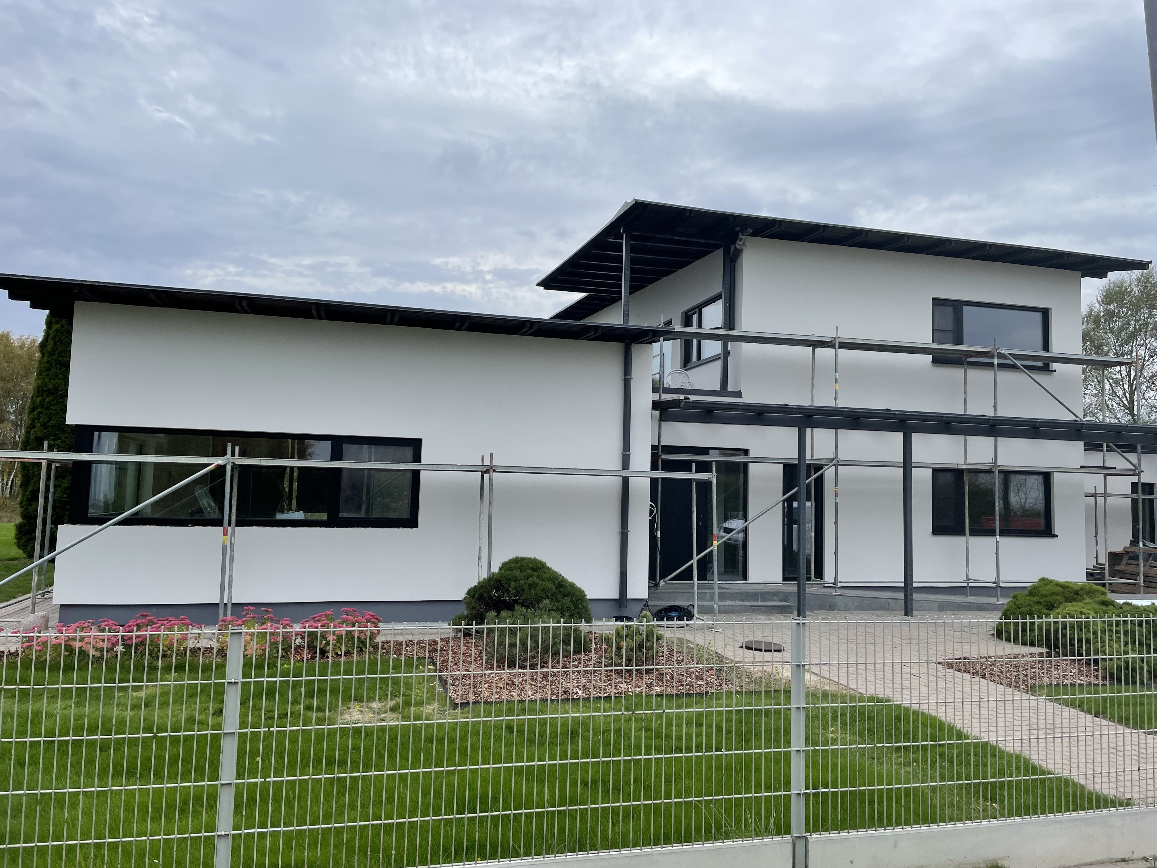 Fassaadi krohv Kvissentali maja eest