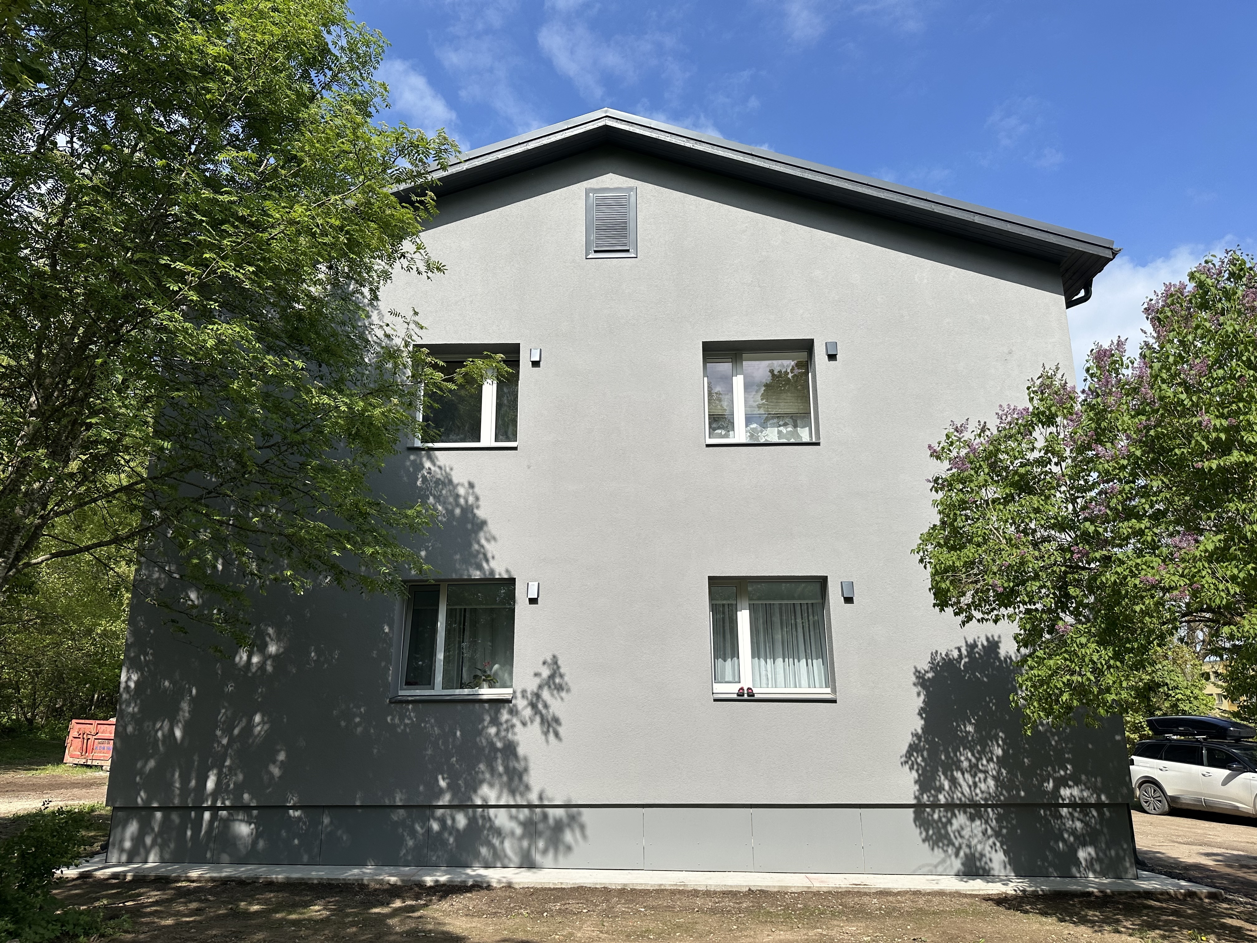 Fassaadi Soojustamine ja viimistlemine Ulila maja külg